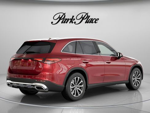 Used 2026 Mercedes-Benz GLC 300 image 21