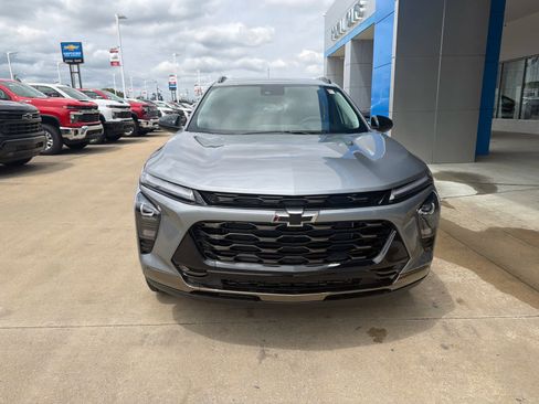 New 2026 Chevrolet Trax ACTIV w/ Sunroof Package FWD image 10