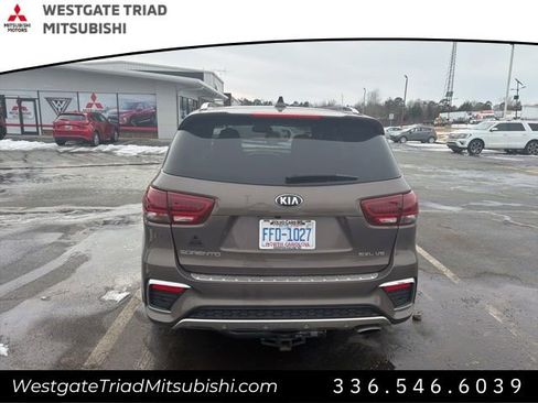 Used 2019 Kia Sorento SX image 8