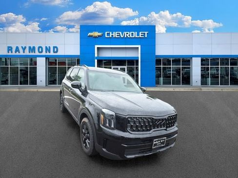 Certified 2025 Kia Telluride AWD image 9