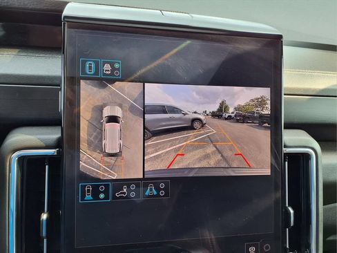 Certified 2026 GMC Yukon Denali w/ Sun & Power Step Package AWD/4WD image 31