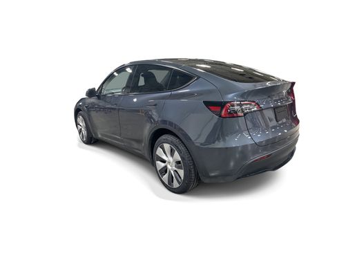 Certified 2023 Tesla Model Y Long Range AWD/4WD image 4
