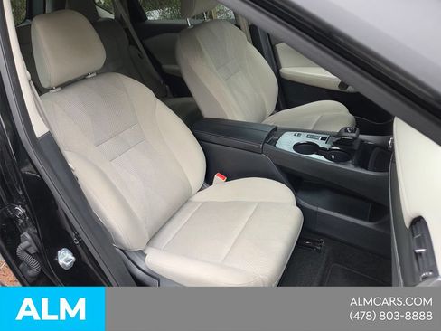 Used 2025 Nissan Rogue SV FWD image 15