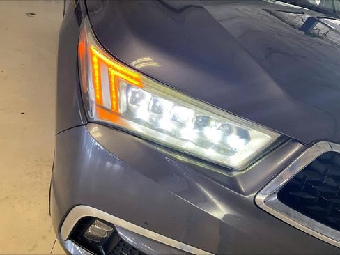 Used 2017 Acura MDX SH-AWD w/ Advance Package image 25