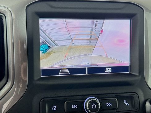 Used 2022 Chevrolet Silverado 1500 Custom image 14