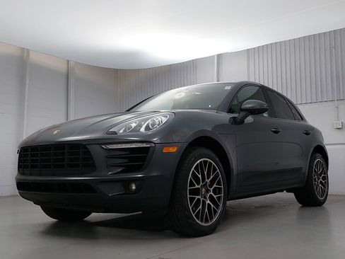 Used 2017 Porsche Macan S image 1