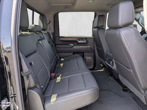 Used 2024 GMC Sierra 2500 Denali w/ Denali Reserve Package AWD/4WD image 20