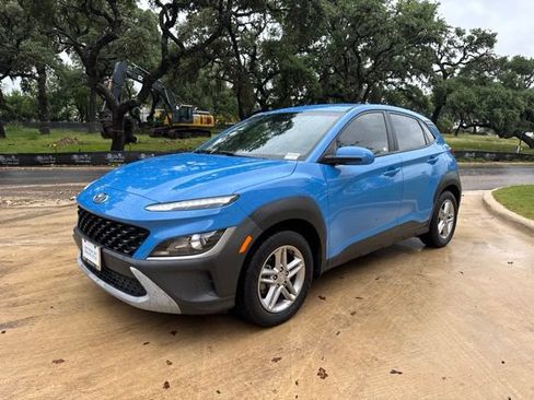 Used 2022 Hyundai Kona SE FWD image 1