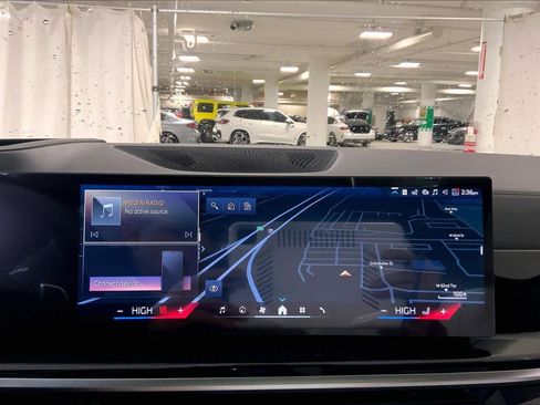 New 2026 BMW X7 xDrive40i w/ M Sport Package image 18