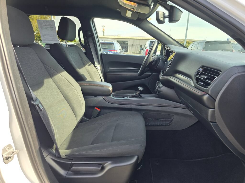 Used 2025 Dodge Durango GT AWD/4WD image 11