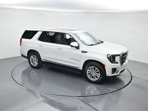 Used 2022 GMC Yukon SLT w/ SLT Premium Package image 42