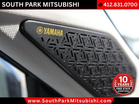 Used 2025 Mitsubishi Outlander AWD image 31