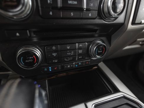 Used 2018 Ford F150 Lariat w/ Equipment Group 501A Mid AWD/4WD image 16