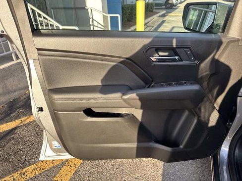 New 2026 Chevrolet Colorado LT w/ LT Convenience Package RWD image 13