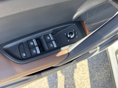 Used 2018 Audi Q5 Prestige image 39