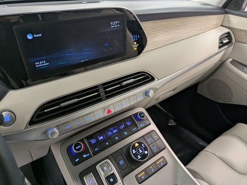 Used 2022 Hyundai Palisade SEL w/ 8P Bench Seat Package image 10