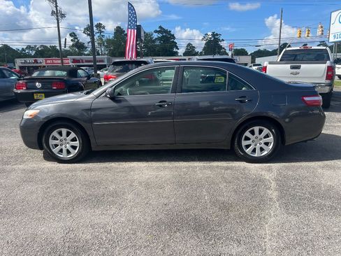 Used 2007 Toyota Camry XLE FWD image 6