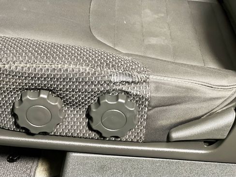 Used 2016 Nissan Frontier Desert Runner image 15