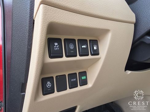 Used 2018 Nissan Rogue SL w/ Premium Package image 9