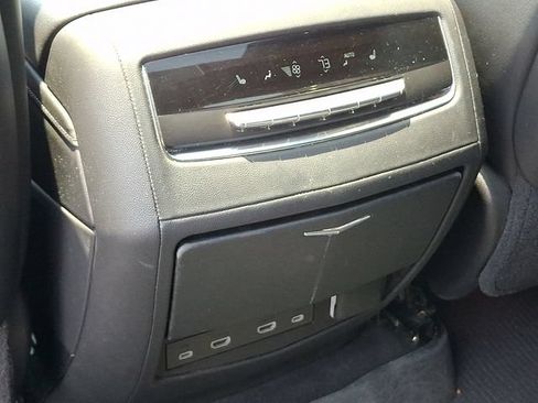 Used 2021 Cadillac Escalade ESV Premium Luxury w/ LPO, Radiant Package AWD/4WD image 9