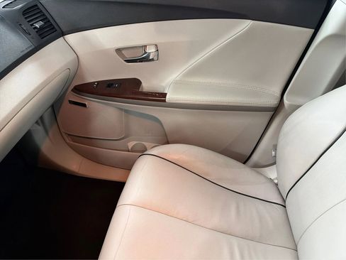 Used 2012 Toyota Venza XLE w/ XLE Premium Pkg image 45