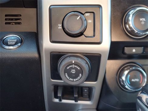 Used 2016 Ford F150 Lariat image 29