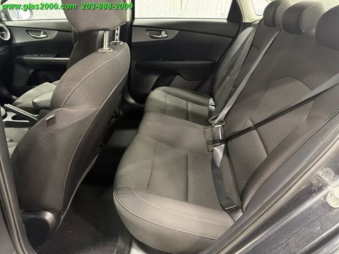 Used 2021 Kia Forte Sedan FWD image 9