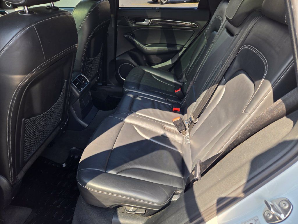 Used 2014 Audi SQ5 Prestige w/ Prestige Package AWD/4WD image 26