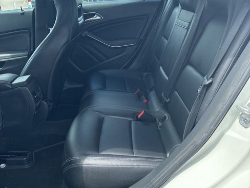 Used 2016 Mercedes-Benz CLA 250 4MATIC image 11