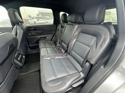 Used 2024 Lincoln Nautilus Reserve w/ Equipment Group 202A image 26