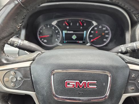 Used 2017 GMC Acadia SLT FWD image 24