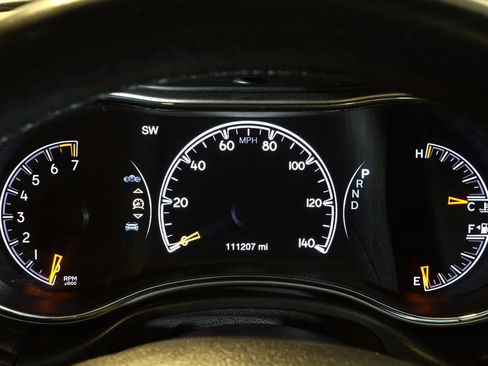 Used 2021 Jeep Grand Cherokee Limited w/ Quick Order Package 28K 80th AWD/4WD image 23