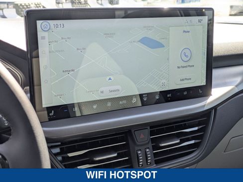 New 2025 Ford Escape SE image 30