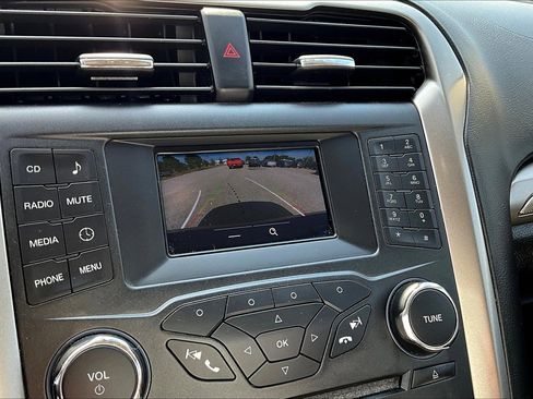 Used 2018 Ford Fusion S image 30