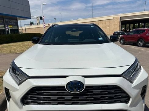 Used 2019 Toyota RAV4 XSE AWD/4WD image 7