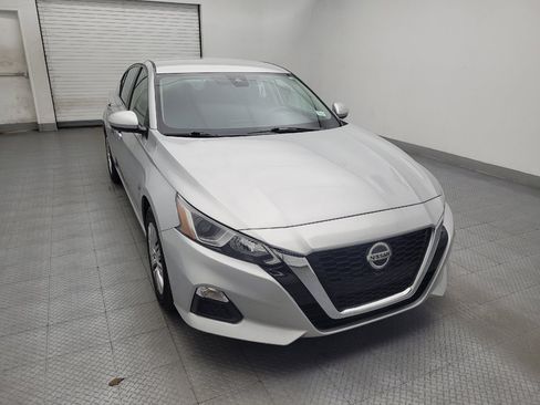 Used 2021 Nissan Altima 2.5 S FWD image 14