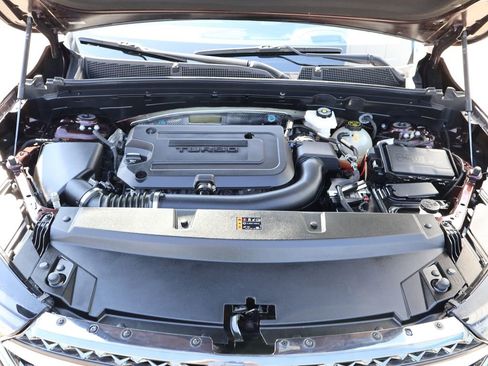 Used 2023 Buick Envision Avenir AWD/4WD image 43