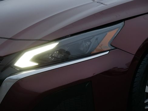 Certified 2023 Nissan Altima 2.5 SV image 16