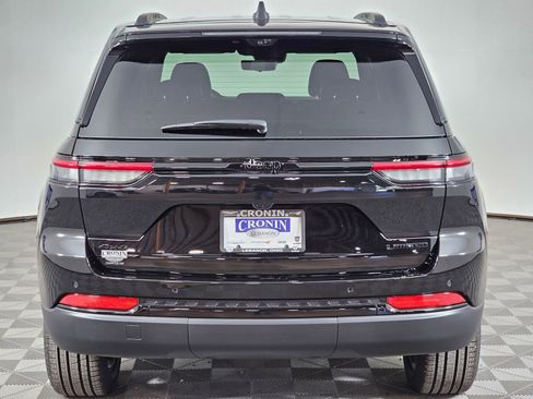 New 2025 Jeep Grand Cherokee Limited w/ Luxury Tech Group II image 4