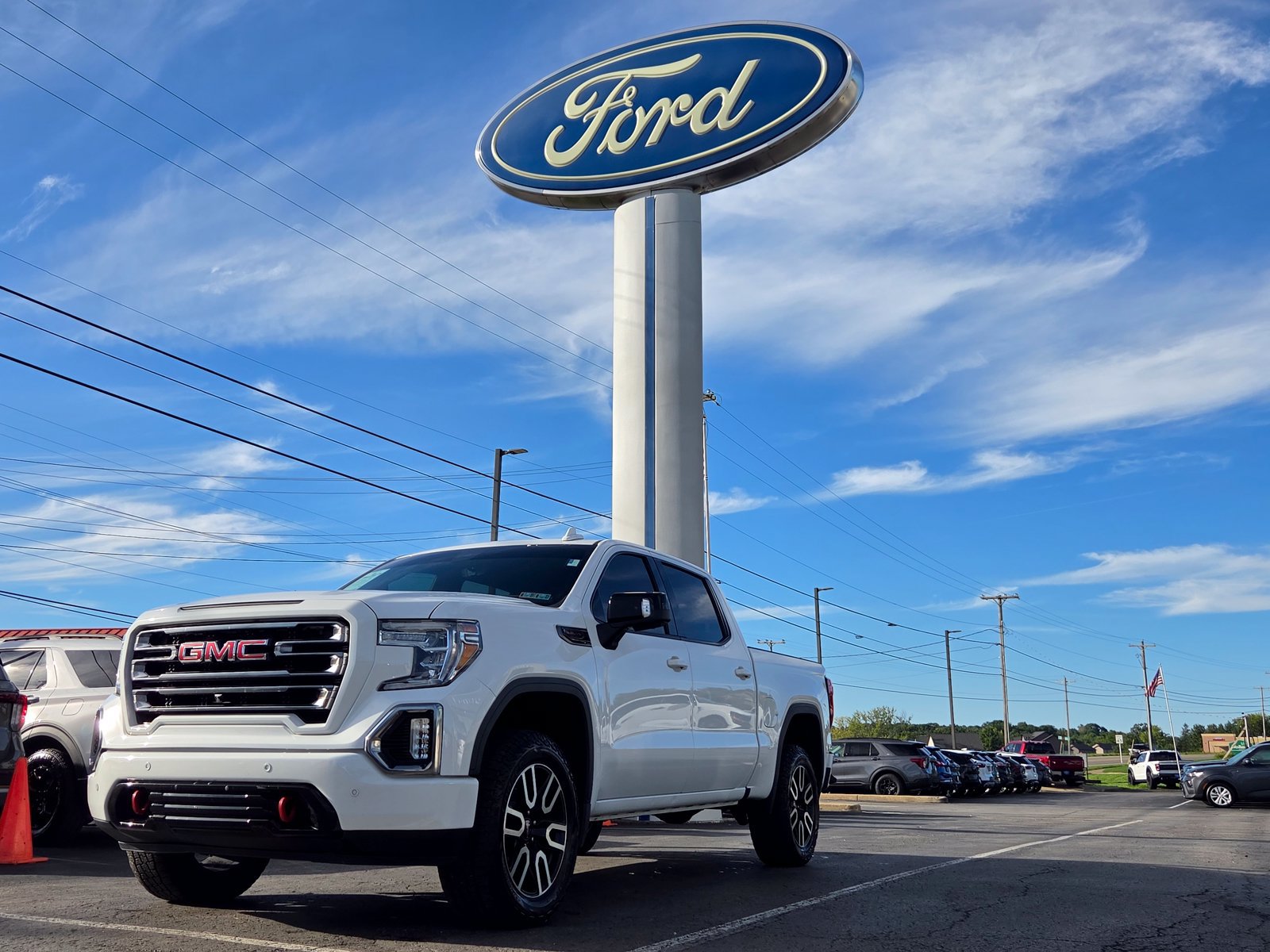Used 2019 GMC Sierra 1500 AT4 w/ AT4 Premium Package AWD/4WD image 9
