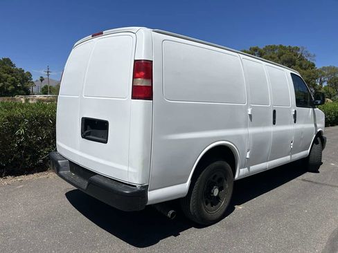 Used 2013 Chevrolet Express 1500 w/ Power Package image 6