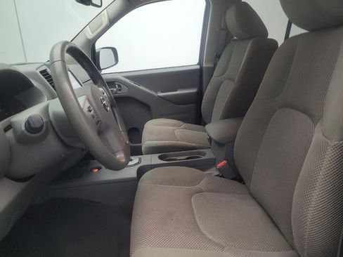 Used 2021 Nissan Frontier SV RWD image 17