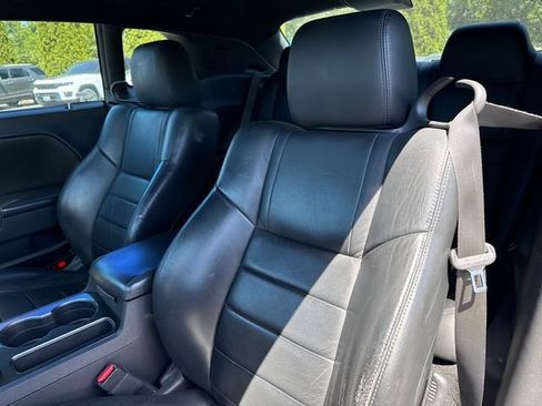 Used 2009 Dodge Challenger R/T w/ Sound Group RWD image 20