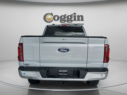 Used 2025 Ford F150 Lariat w/ Equipment Group 501A Mid AWD/4WD image 4