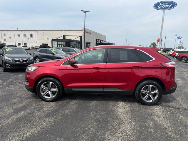 Used 2020 Ford Edge SEL w/ Convenience Package AWD/4WD image 2