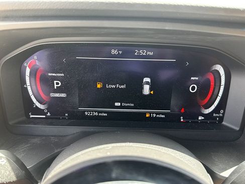 Used 2022 Nissan Rogue Platinum w/ Head-Up Display Package FWD image 27