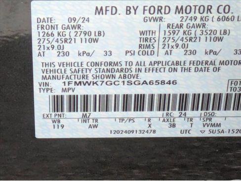 Used 2025 Ford Explorer ST image 22