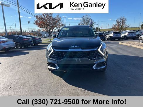 Certified 2025 Kia Sportage EX w/ Premium Package image 4