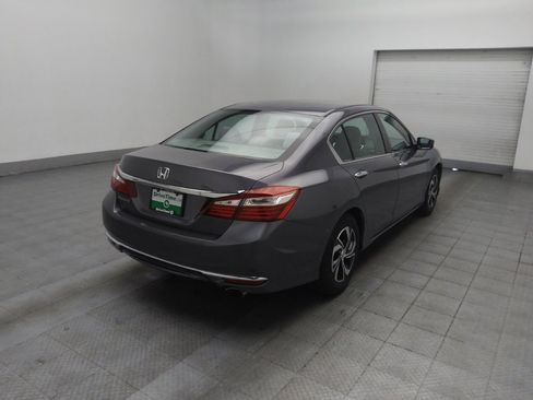 Used 2017 Honda Accord LX image 9