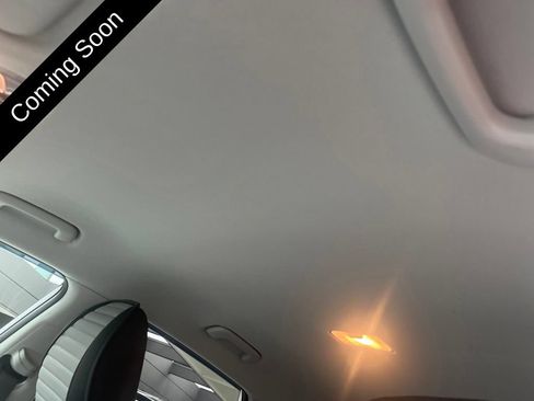 Used 2025 Hyundai Kona SEL AWD/4WD image 12